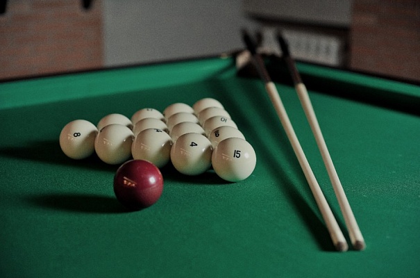 Игра в бильярд Уфа.Ultra Подарки. Игра в бильярд Уфа. Попробуйте настоящий бильярд, в бильярдном клубе. Сервис: UltraPodarki.ru 8 800 505 95 30. Игра в бильярд, игра в бильярд Уфа, русский бильярд, русский бильярд Уфа, бильярдный клуб, бильярдный клуб Уфа, бильярд Уфа, купить бильярд Уфа