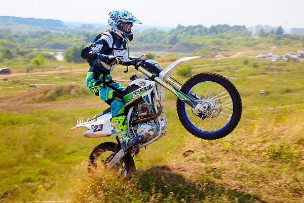 Катание на мотоцикле в Уфе. ULTRA ПОДАРКИ. Купить катание на мотоцикле в Уфе. Попробовав езду на мотоциклах, вы получите порцию адреналина и невероятные эмоции. Сервис: UltraPodarki.ru 8 800 505 95 30.. Катание на мотоцикле в Уфе, прокат мотоциклов Уфа, катание на мотоциклах, прокат мотоцикла, езда на мотоцикле Уфа, езда на мотоцикле, мотопрогулка Уфа, мотопрогулка