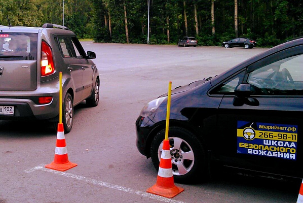 Контраварийное вождение в Уфе. Ultra Подарки. Купить уроки контраварийного вождения в Уфе. Научитесь водить машину в любых условиях! Сервис UltraPodarki.ru 8 800 505 95 30. Контраварийное вождение Уфа, контраварийное вождение, экстремальное вождение Уфа, экстремальное вождение, обучение вождению Уфа, обучение вождению, вождение Уфа, вождение,  курс вождения Уфа, курс вождения, курсы экстремальное вождения Уфа, курсы экстремального вождения, обучение в автошколе Уфа, обучение в автошколе