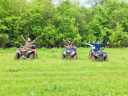 Прокат квадроциклов в Уфе. Сервис Ultra Подарки. Подарочный сертификат на прокат квадроциклов летом и зимой в Уфе. Закажите катание на квадроциклах недорого и наслаждайтесь активным отдыхом с друзьями. Выбирайте живописные маршруты для езды на квадроциклах. Сервис UltraPodarki.ru 8800-505-9530. Катание на квадроциклах, Прокат квадроциклов, езда на квадроцикле, прокат квадроциклов Уфа, катание на квадроциклах Уфа, Катание на квадроциклах зимой, Катание на квадроциклах летом, Сертификат на катание на квадроциклах 

