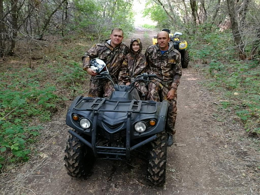 Катание на квадроциклах в Уфе. Сервис Ultra Подарки. Подарочный сертификат на катание на квадроциклах в Уфе. Закажите катание на квадроциклах недорого и наслаждайтесь активным отдыхом с друзьями. Выбирайте живописные маршруты для езды на квадроциклах. Сервис UltraPodarki.ru 8800-505-9530. Катание на квадроциклах, Прокат квадроциклов, езда на квадроцикле, прокат квадроциклов Уфа, катание на квадроциклах Уфа, Катание на квадроциклах зимой, Катание на квадроциклах летом, Сертификат на катание на квадроциклах 

