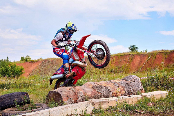 Катание на мотоцикле в Уфе. ULTRA ПОДАРКИ. Купить катание на мотоцикле в Уфе. Попробовав езду на мотоциклах, вы получите порцию адреналина и невероятные эмоции. Сервис: UltraPodarki.ru 8 800 505 95 30.. Катание на мотоцикле в Уфе, прокат мотоциклов Уфа, катание на мотоциклах, прокат мотоцикла, езда на мотоцикле Уфа, езда на мотоцикле, мотопрогулка Уфа, мотопрогулка