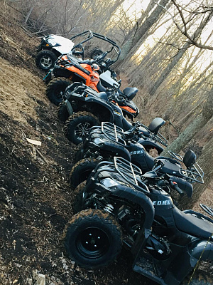 Катание на квадроциклах в Уфе. Сервис Ultra Подарки. Подарочный сертификат на катание на квадроциклах в Уфе. Закажите катание на квадроциклах недорого и наслаждайтесь активным отдыхом с друзьями. Выбирайте живописные маршруты для езды на квадроциклах. Сервис UltraPodarki.ru 8800-505-9530. Катание на квадроциклах, Прокат квадроциклов, езда на квадроцикле, прокат квадроциклов Уфа, катание на квадроциклах Уфа, Катание на квадроциклах зимой, Катание на квадроциклах летом, Сертификат на катание на квадроциклах 

